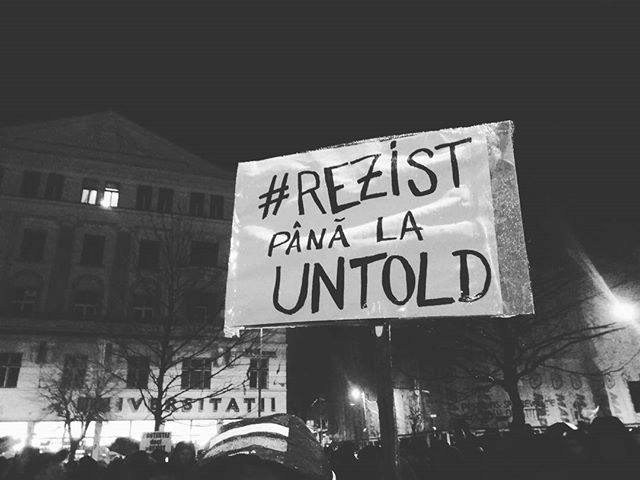 Pancarta de la protestele de la Cluj, sursa foto: Facebook